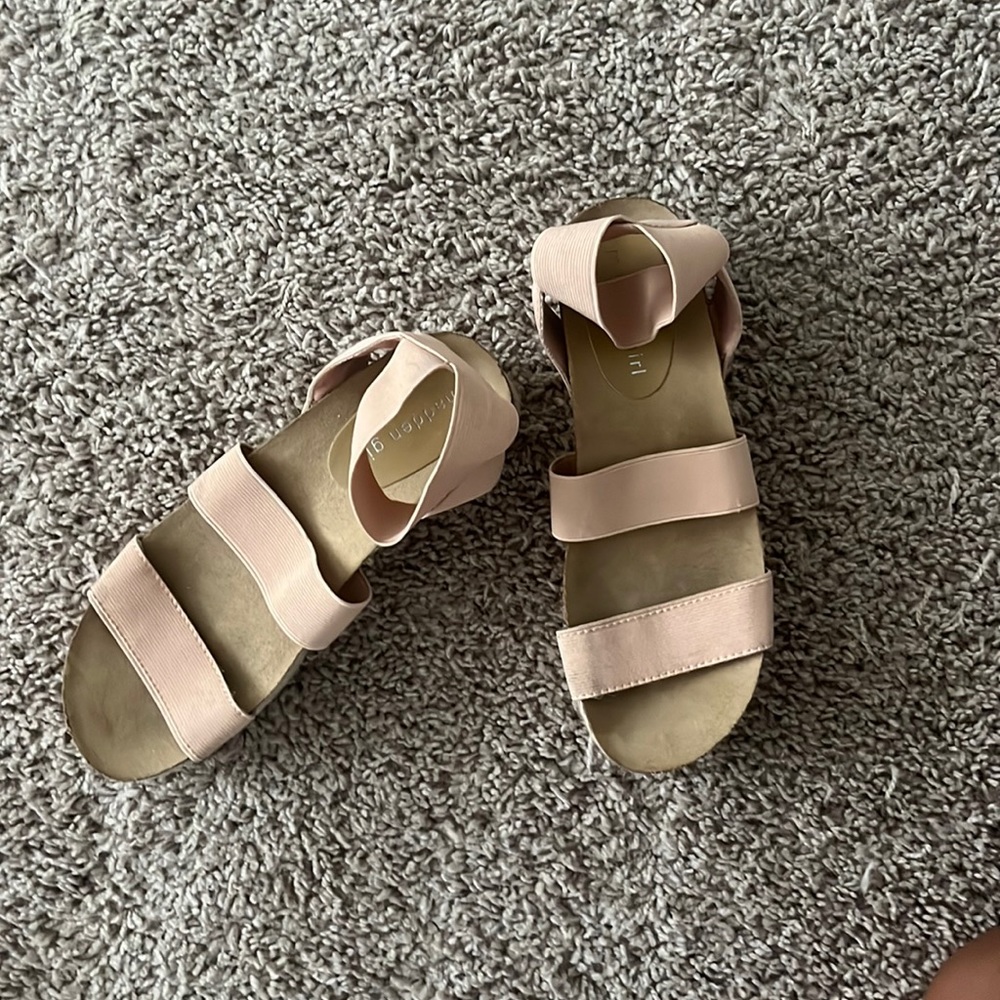 Platform shoes